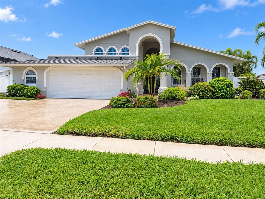 Property for sale at 707 SNUG ISLAND, CLEARWATER BEACH, FL, 33767