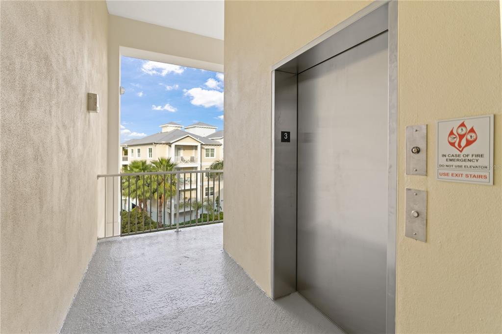 Property for sale at 7611 34TH AVENUE W UNIT 301, BRADENTON, FL, 34209