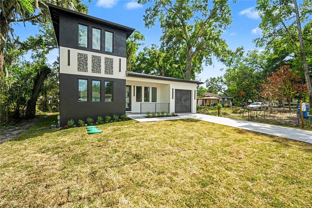 Property for sale at 105 GARLAND AVENUE, SEFFNER, FL, 33584