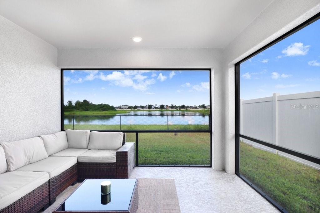 Screened in Lanai