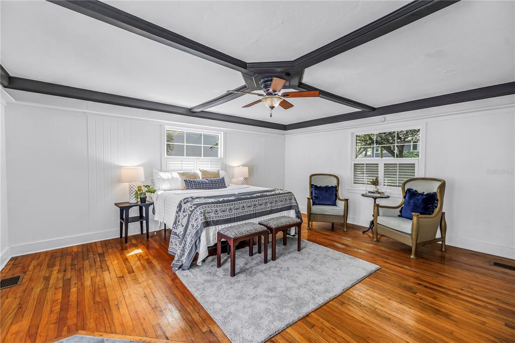 Property for sale at 229 18TH AVENUE NE, ST PETERSBURG, FL, 33704