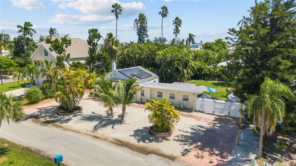 Property for sale at 760 LONGBOAT COURT, LONGBOAT KEY, FL, 34228