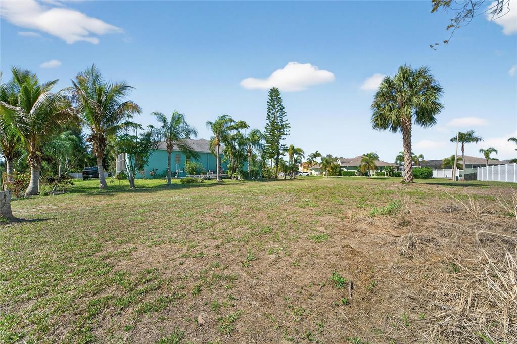 Property for sale at 806 GREENVIEW DRIVE, APOLLO BEACH, FL, 33572