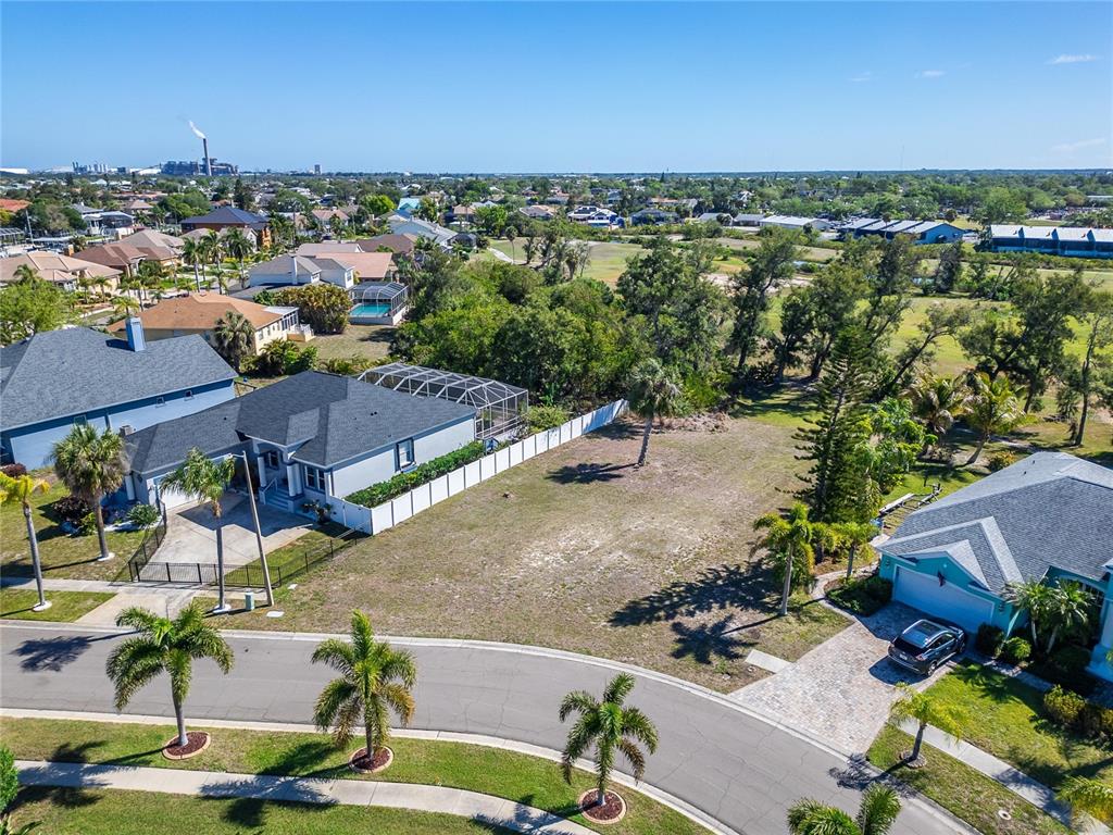 Property for sale at 806 GREENVIEW DRIVE, APOLLO BEACH, FL, 33572