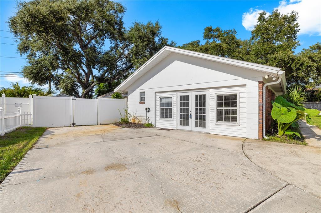 Property for sale at 13589 101ST TERRACE, SEMINOLE, FL, 33776