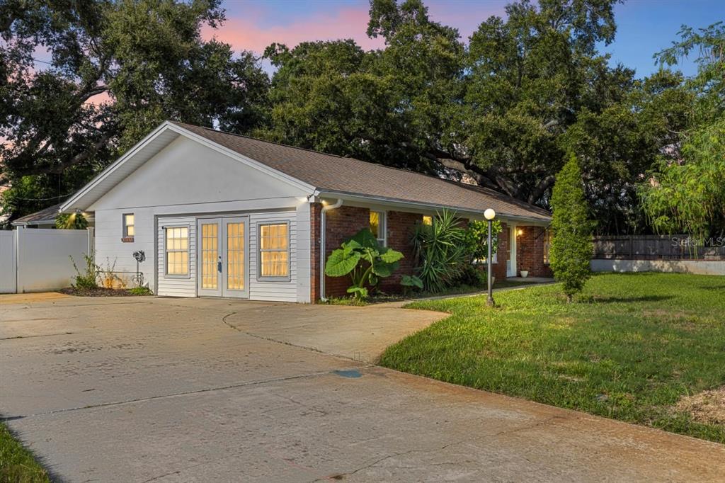 Property for sale at 13589 101ST TERRACE, SEMINOLE, FL, 33776