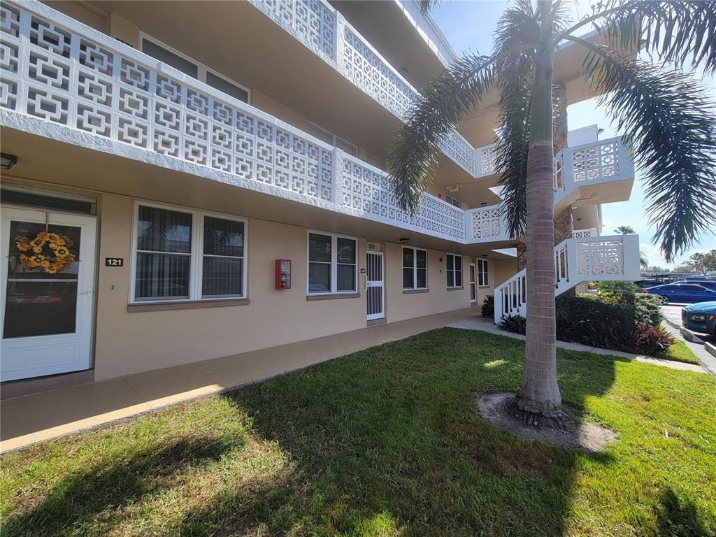 Property for sale at 4915 BAY STREET NE UNIT 122, ST PETERSBURG, FL, 33703