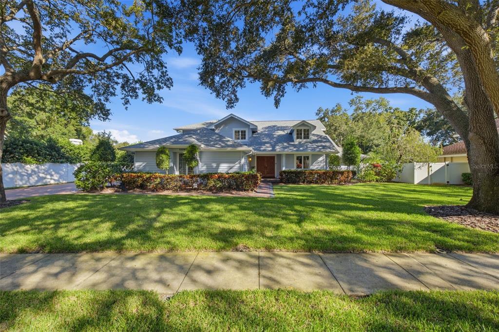 Windtree Oaks is a rare find in Pinellas County. Mature Oak Canopy lines the streets with sidewalks throughout the neighborhood.