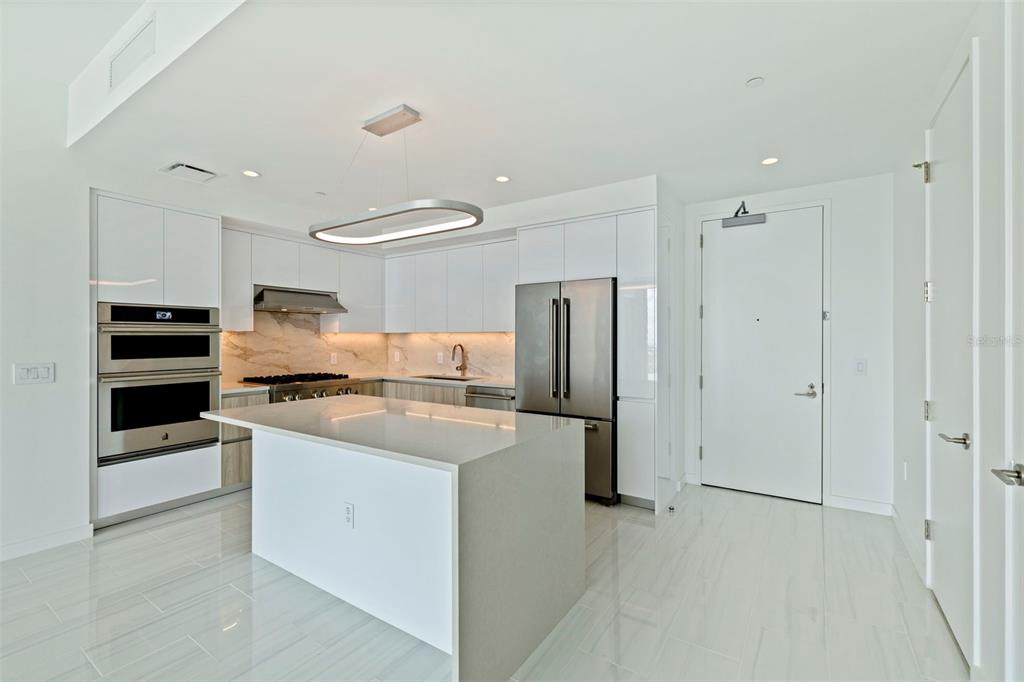 Property for sale at 400 CENTRAL AVENUE UNIT 1105, ST PETERSBURG, FL, 33701