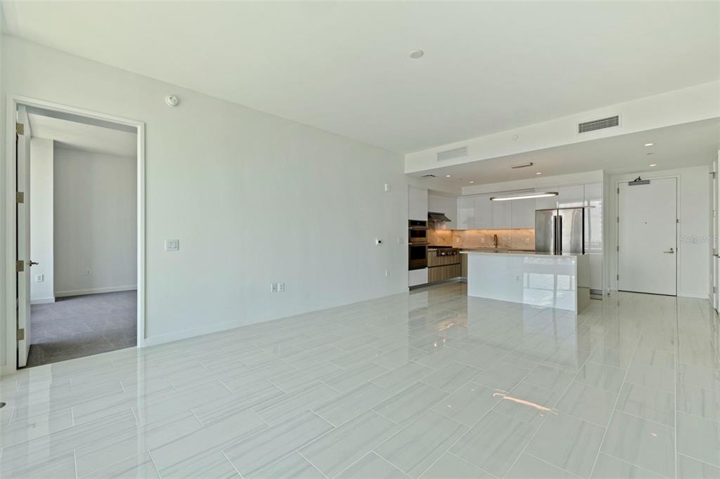 Property for sale at 400 CENTRAL AVENUE UNIT 1105, ST PETERSBURG, FL, 33701