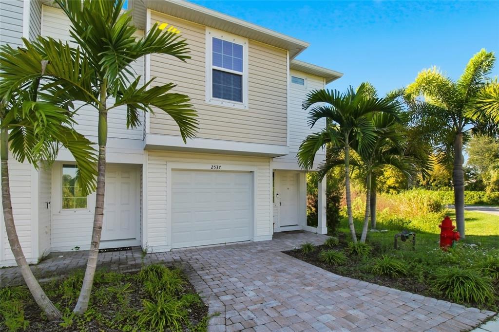 Property for sale at 2537 6TH AVENUE DRIVE E, BRADENTON, FL, 34208