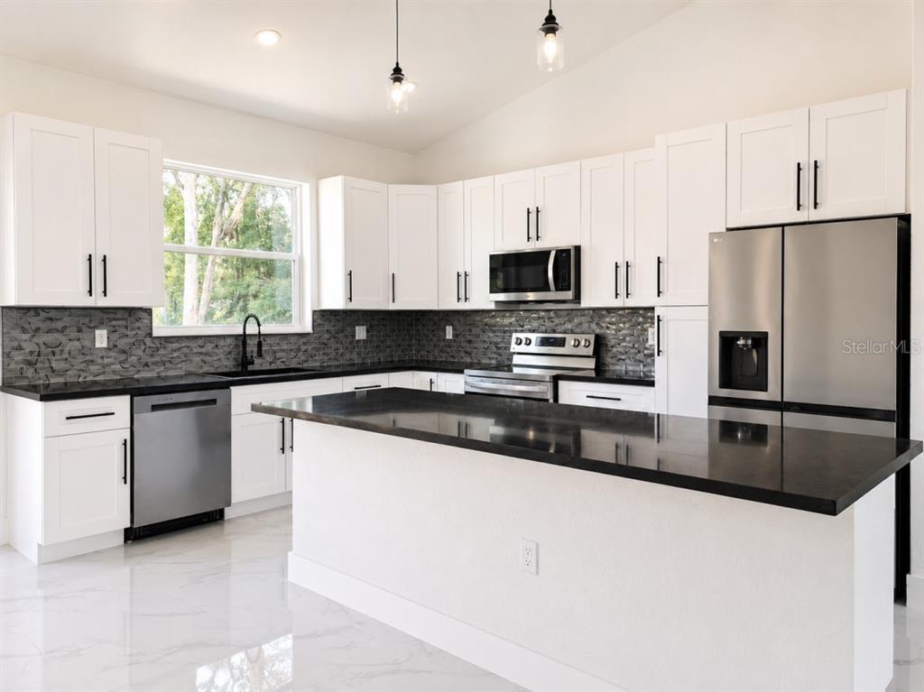 Property for sale at 3476 SE HWY 484, BELLEVIEW, FL, 34420