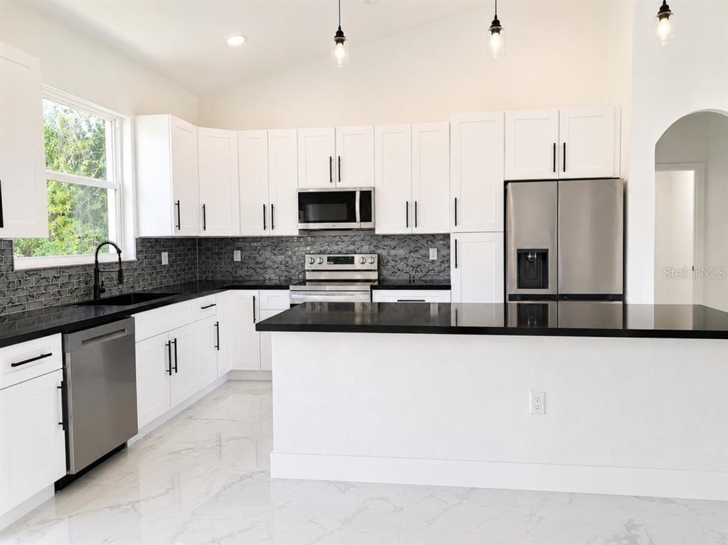 Property for sale at 3476 SE HWY 484, BELLEVIEW, FL, 34420