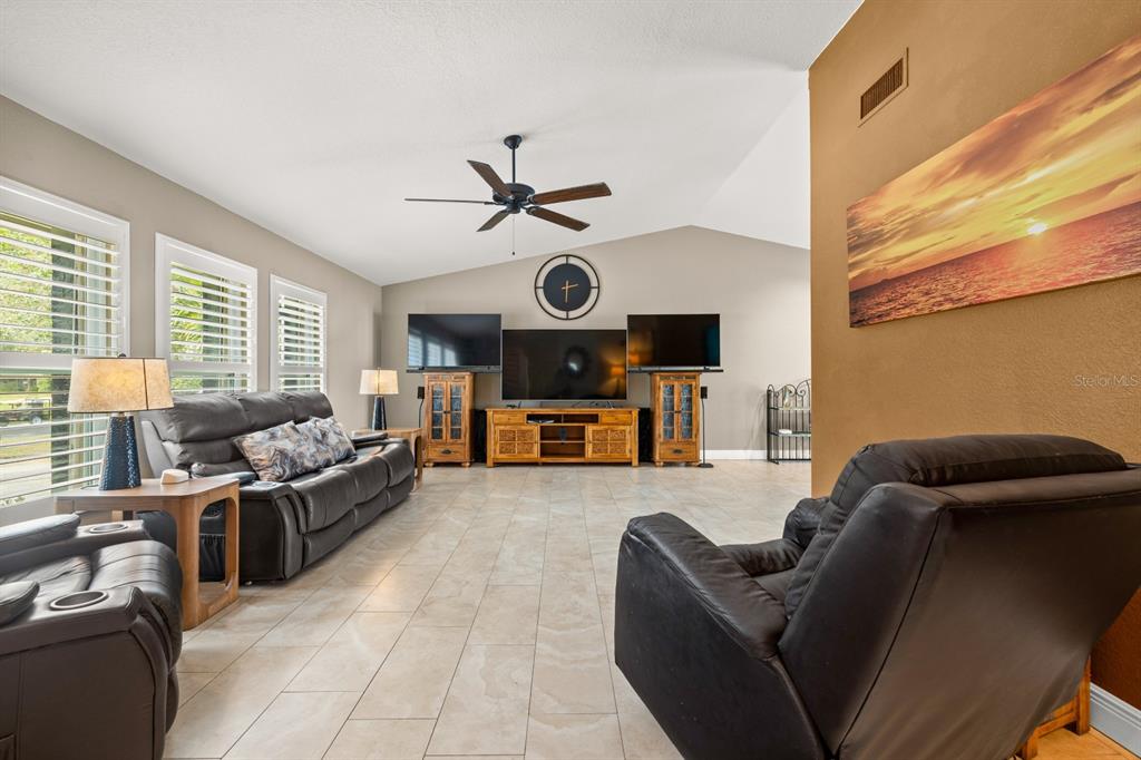 Property for sale at 9275 133RD STREET, SEMINOLE, FL, 33776