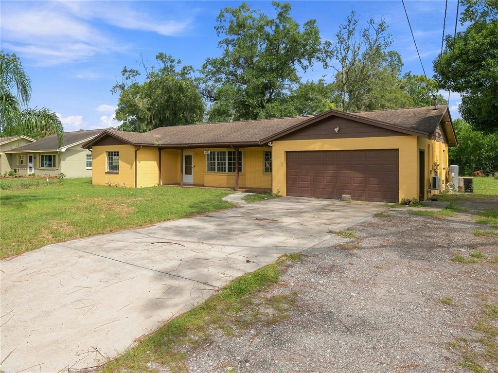 Property for sale at 8906 E LANWAY DRIVE, TAMPA, FL, 33637