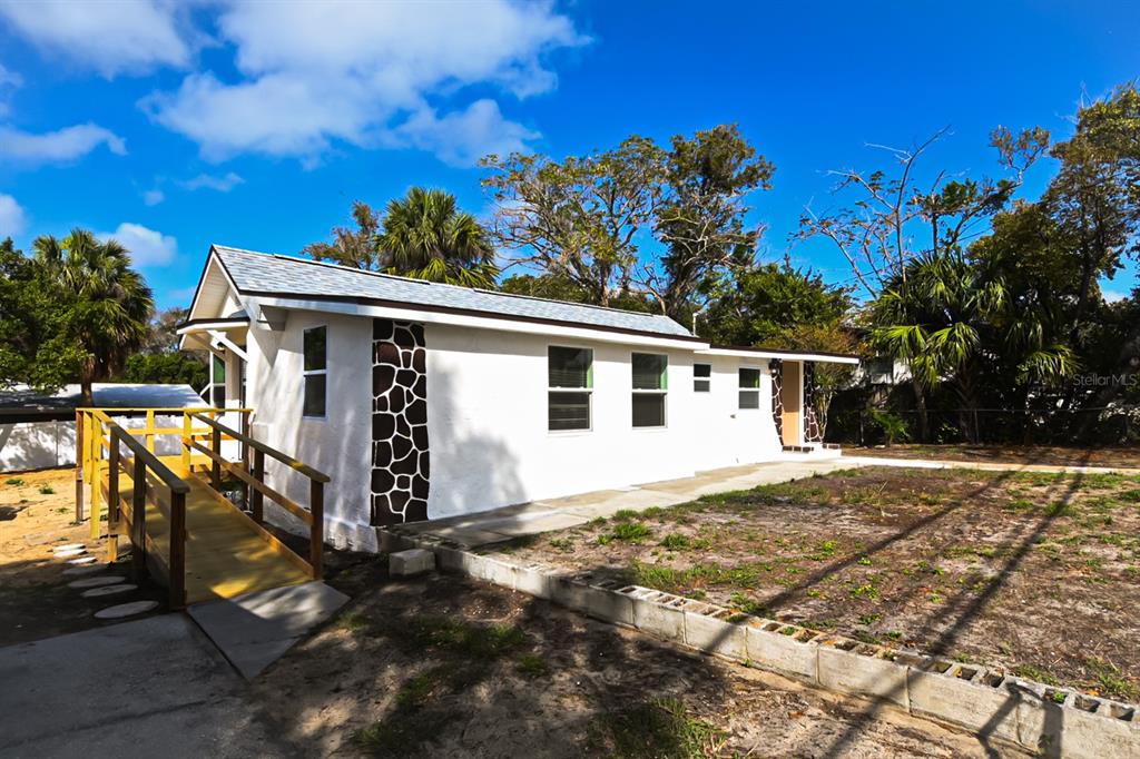 Property for sale at 426 S DISSTON AVENUE, TARPON SPRINGS, FL, 34689