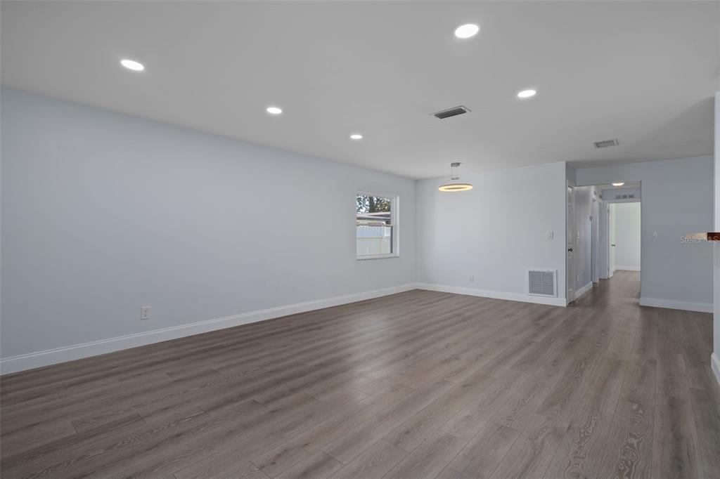Property for sale at 6322 67TH AVENUE N, PINELLAS PARK, FL, 33781