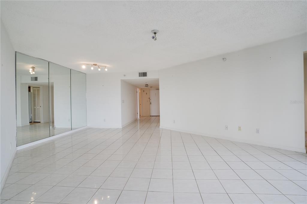 Property for sale at 5940 PELICAN BAY PLAZA S UNIT 504, ST PETERSBURG, FL, 33707