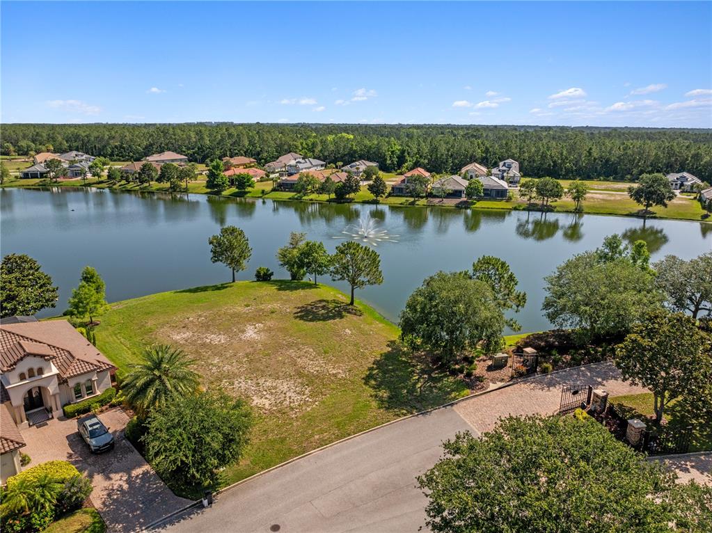 Dream Lot with Extensive Views!