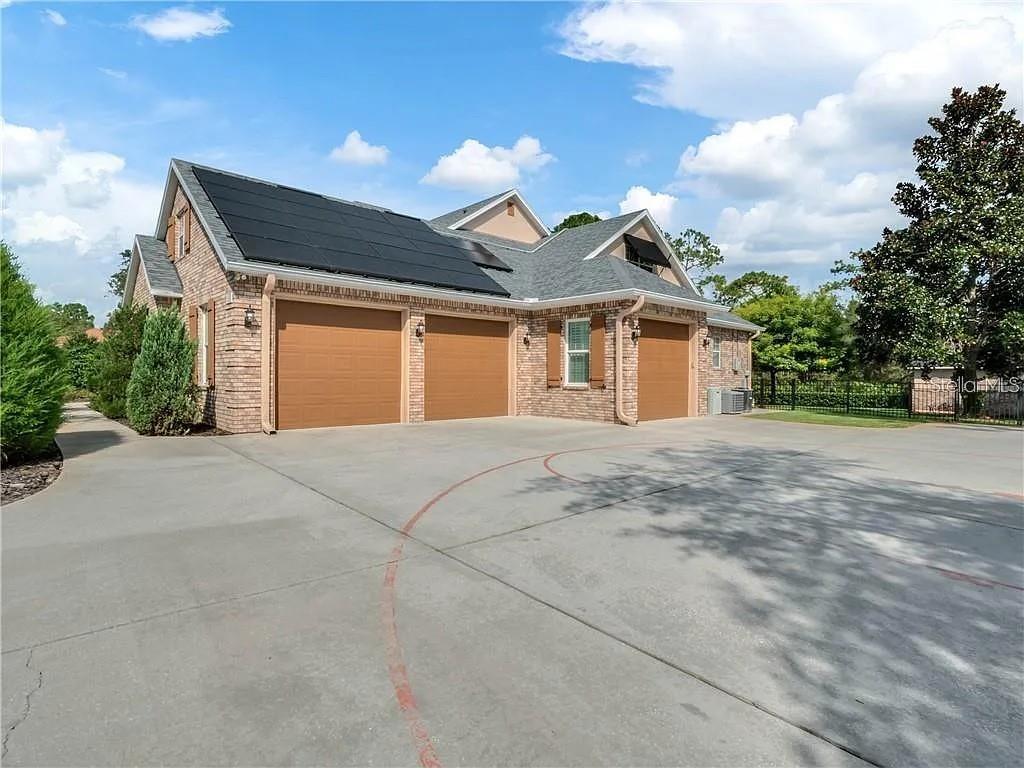 Property for sale at 2660 WINNEMISSETT OAKS DRIVE, DELAND, FL, 32724