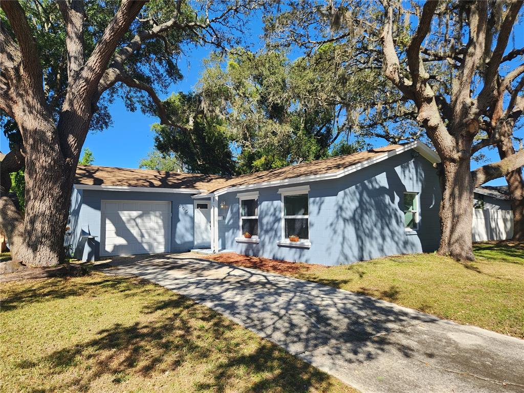 Property for sale at 800 DIANE CIRCLE, CASSELBERRY, FL, 32707