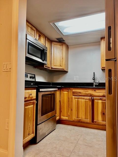 Property for sale at 942 LAKE DESTINY ROAD UNIT A, ALTAMONTE SPRINGS, FL, 32714
