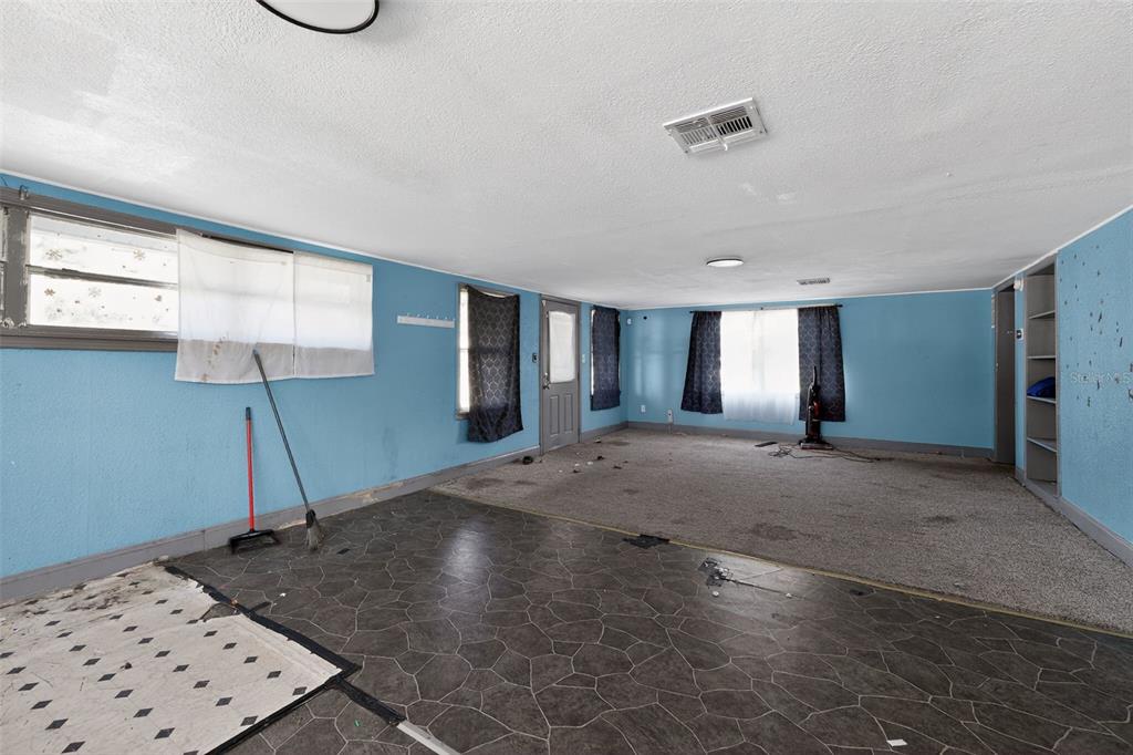 Property for sale at 108 EARL AVENUE, AUBURNDALE, FL, 33823