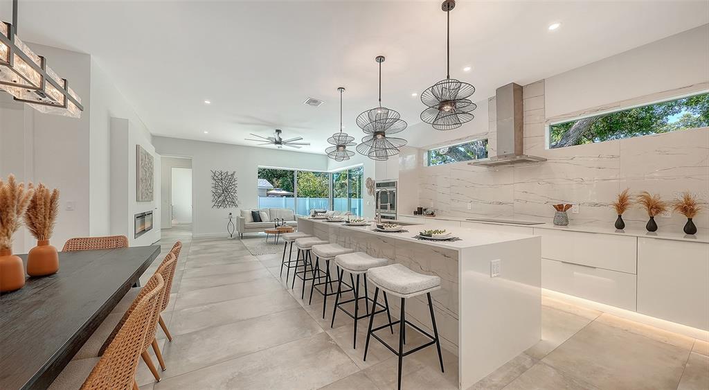 Property for sale at 2010 HYDE PARK CIRCLE, SARASOTA, FL, 34239