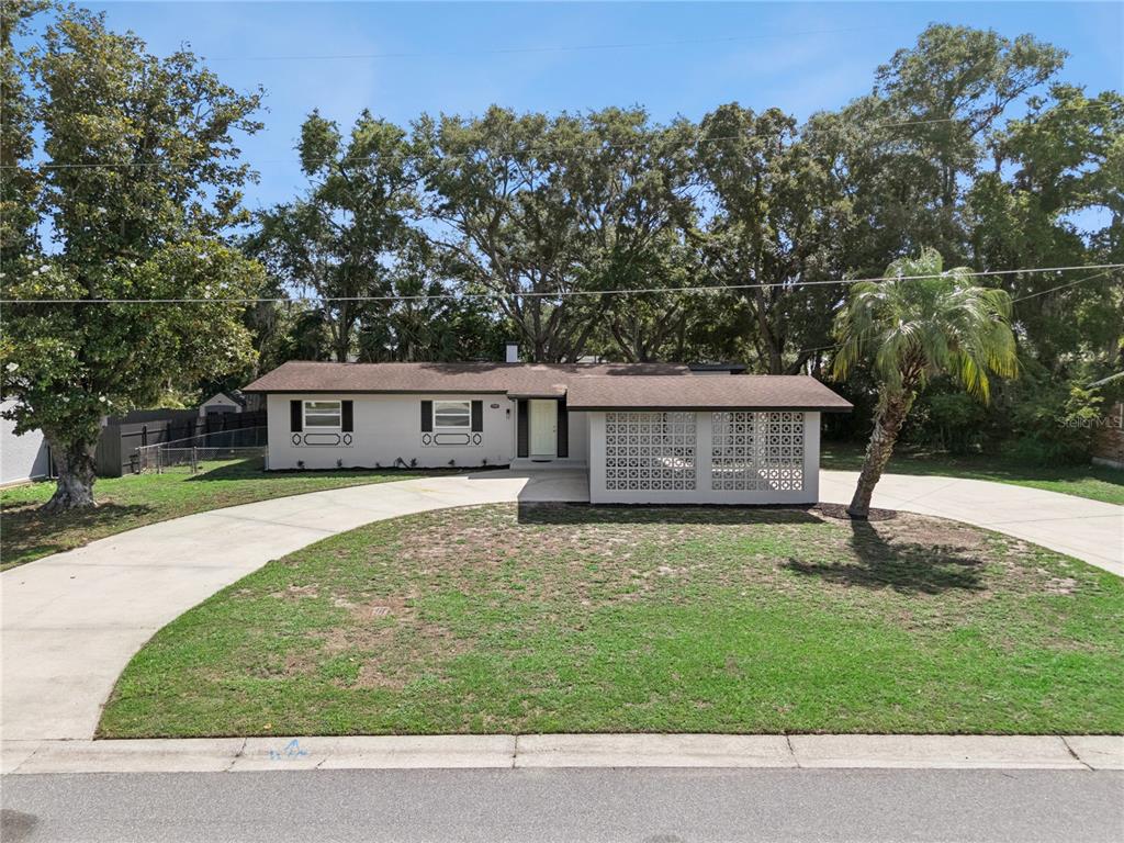 Property for sale at 1310 LEE COURT, LEESBURG, FL, 34748