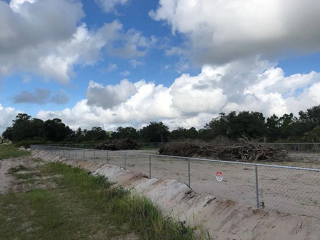 Property for sale at 580 S JASMINE STREET, CLEWISTON, FL, 33440