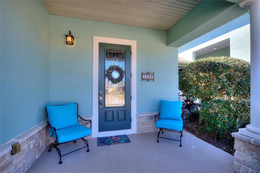 Fron porch entrance