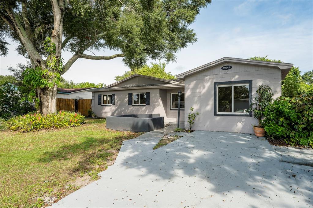 Property for sale at 11641 129TH AVENUE, SEMINOLE, FL, 33778
