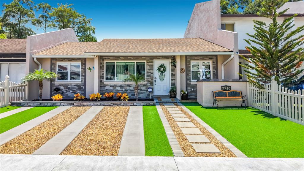 Property for sale at 2710 CHARING CROSS WAY, ORLANDO, FL, 32837