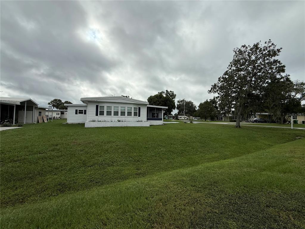 Property for sale at 1 RABBIT TRAIL, WILDWOOD, FL, 34785