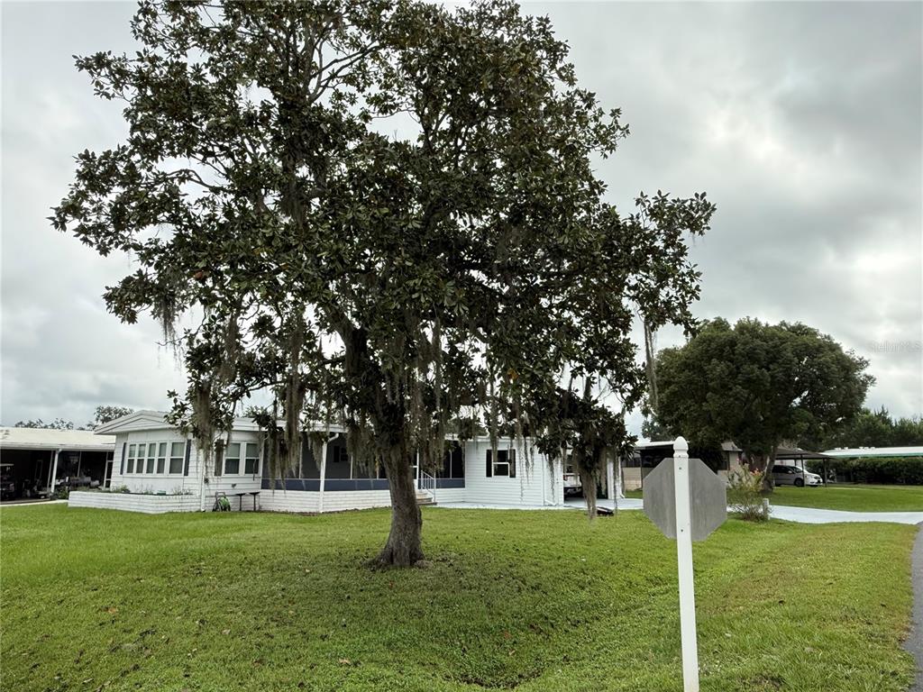 Property for sale at 1 RABBIT TRAIL, WILDWOOD, FL, 34785