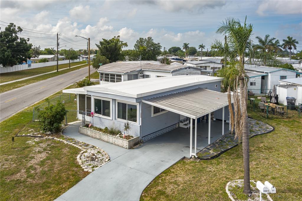 Property for sale at 504 50TH AVENUE DR W, BRADENTON, FL, 34207