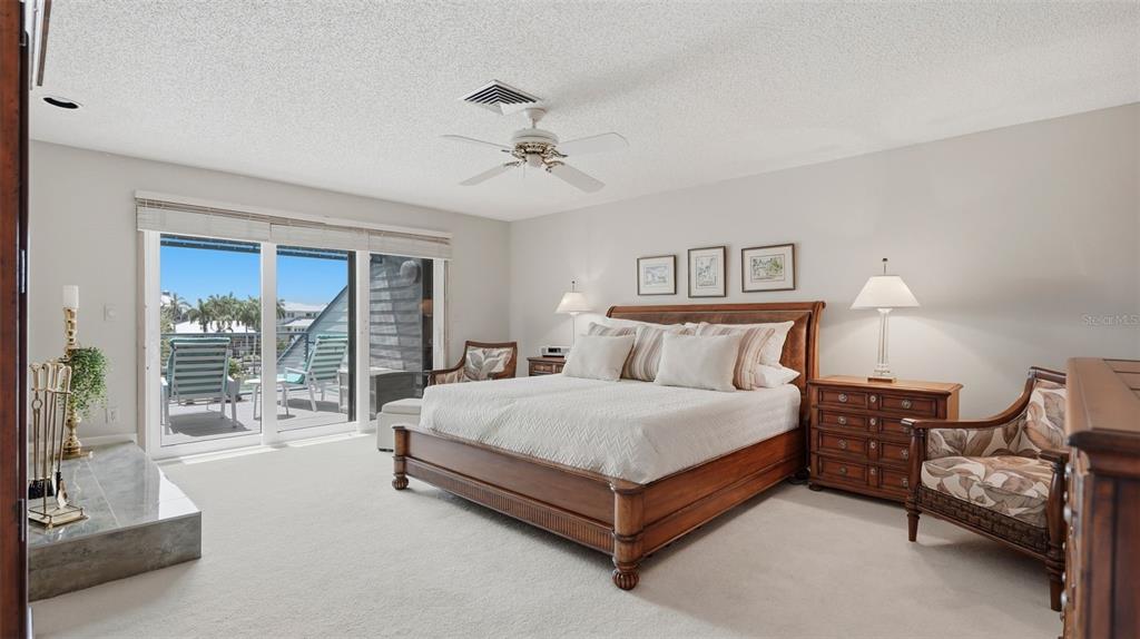 Property for sale at 910 PINELLAS BAYWAY S UNIT 201, TIERRA VERDE, FL, 33715