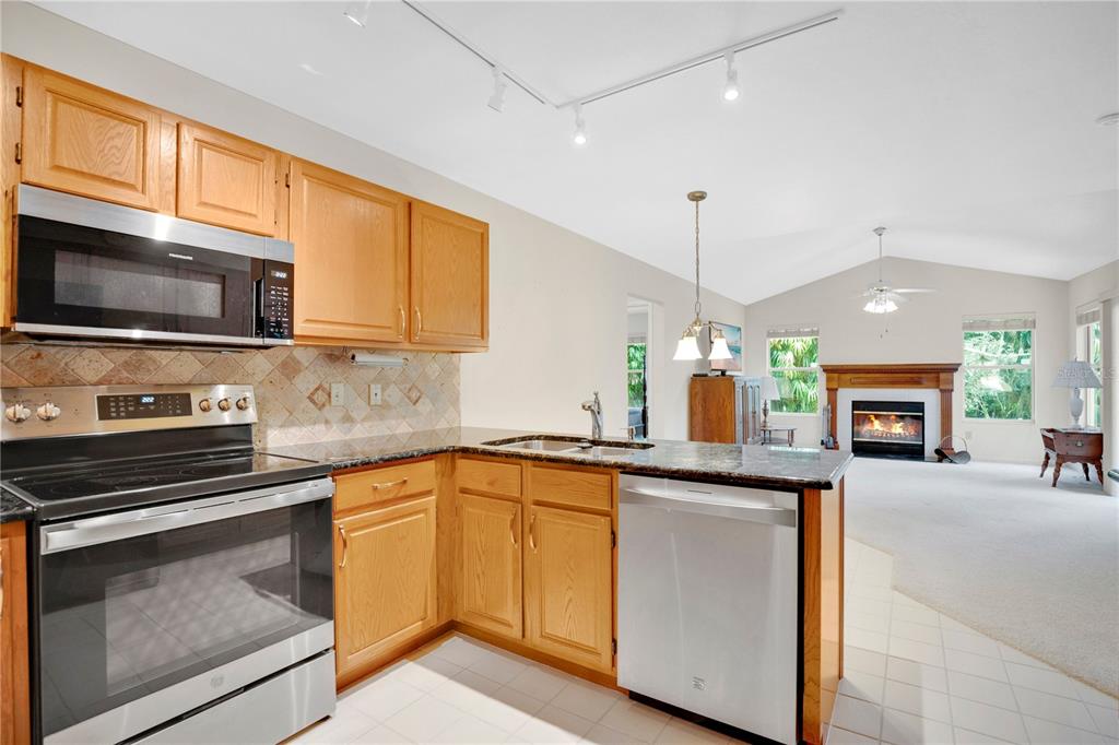 Property for sale at 309 OAK LEAF CIRCLE, LAKE MARY, FL, 32746