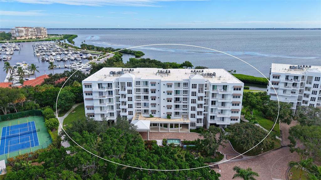 Property for sale at 2550 HARBOURSIDE DRIVE UNIT 334, LONGBOAT KEY, FL, 34228