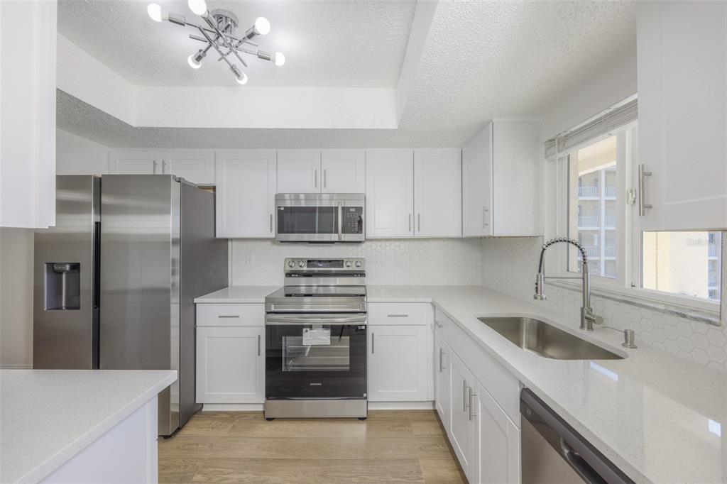 Property for sale at 3656 LAKE BAYSHORE DR, BLDG K UNIT 319, BRADENTON, FL, 34205