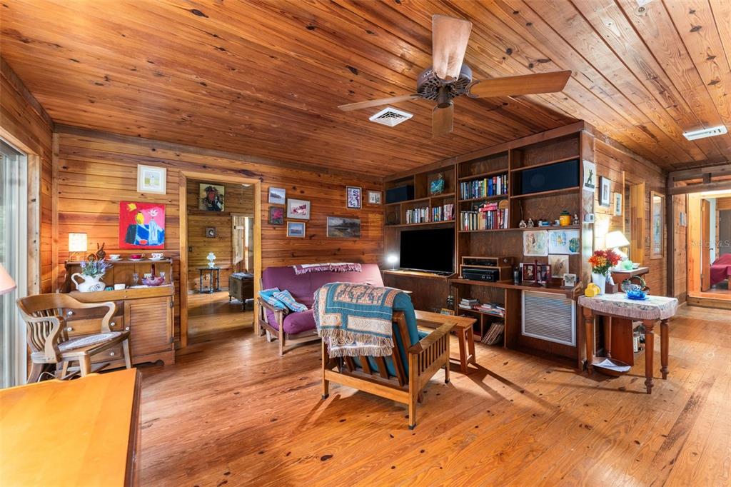 Property for sale at 568 SW RATTLESNAKE GLEN, FORT WHITE, FL, 32038