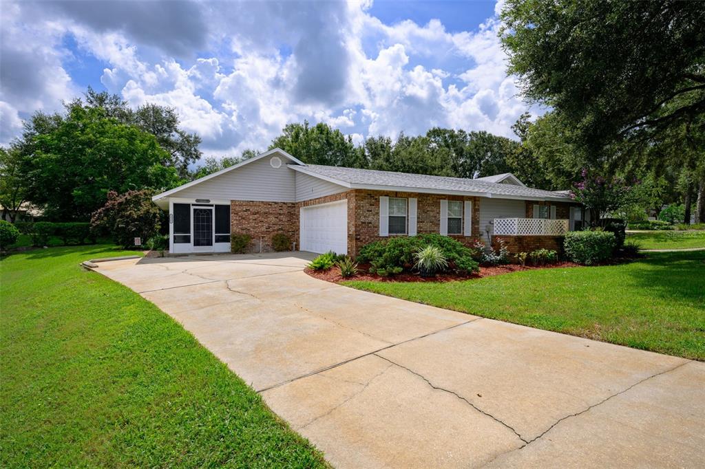 Property for sale at 2525 S GLEN EAGLES DRIVE, DELAND, FL, 32724