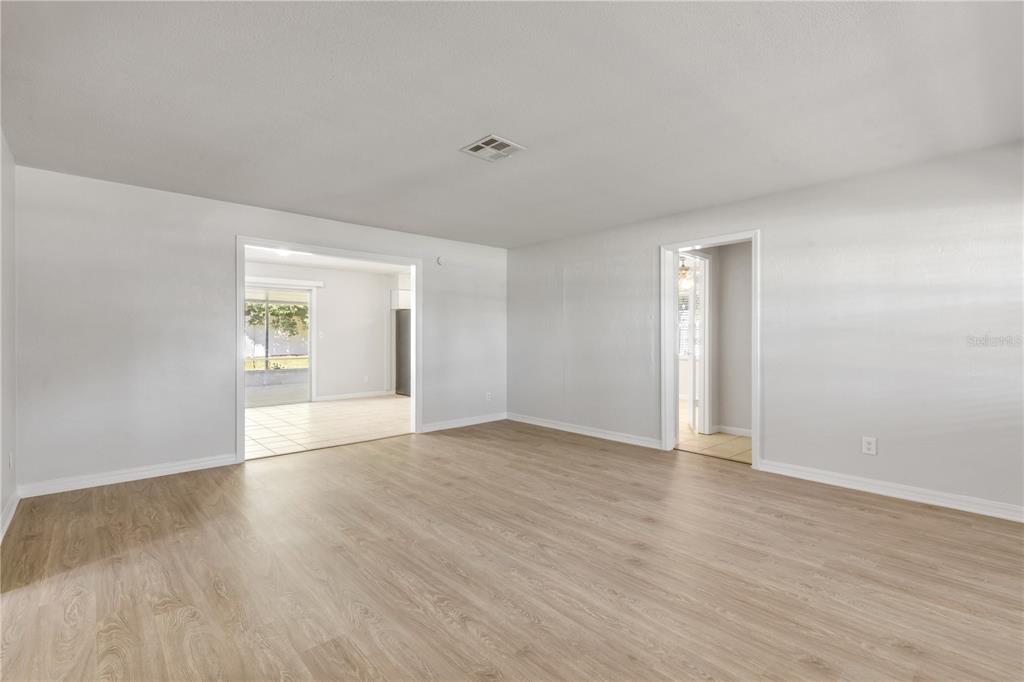 Property for sale at 1270 E FOWLER DRIVE, DELTONA, FL, 32725