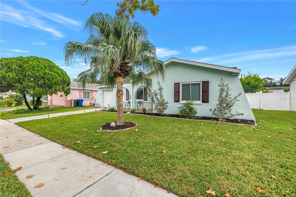 Property for sale at 605 5TH AVENUE SE, LARGO, FL, 33771
