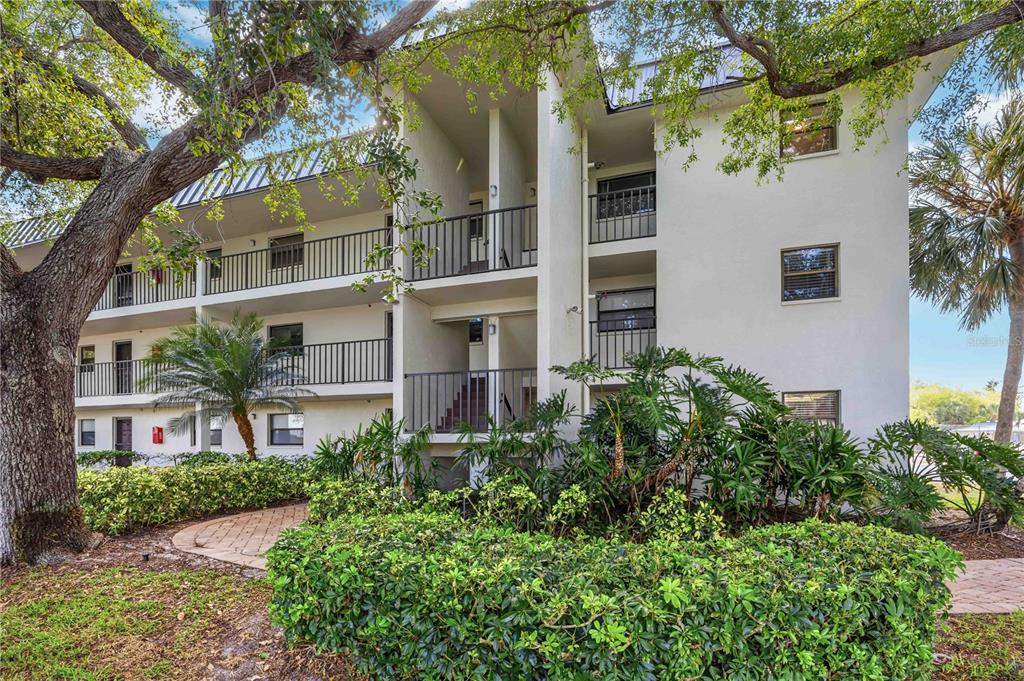 Property for sale at 104 CAPRI ISLES BOULEVARD UNIT 301, VENICE, FL, 34292