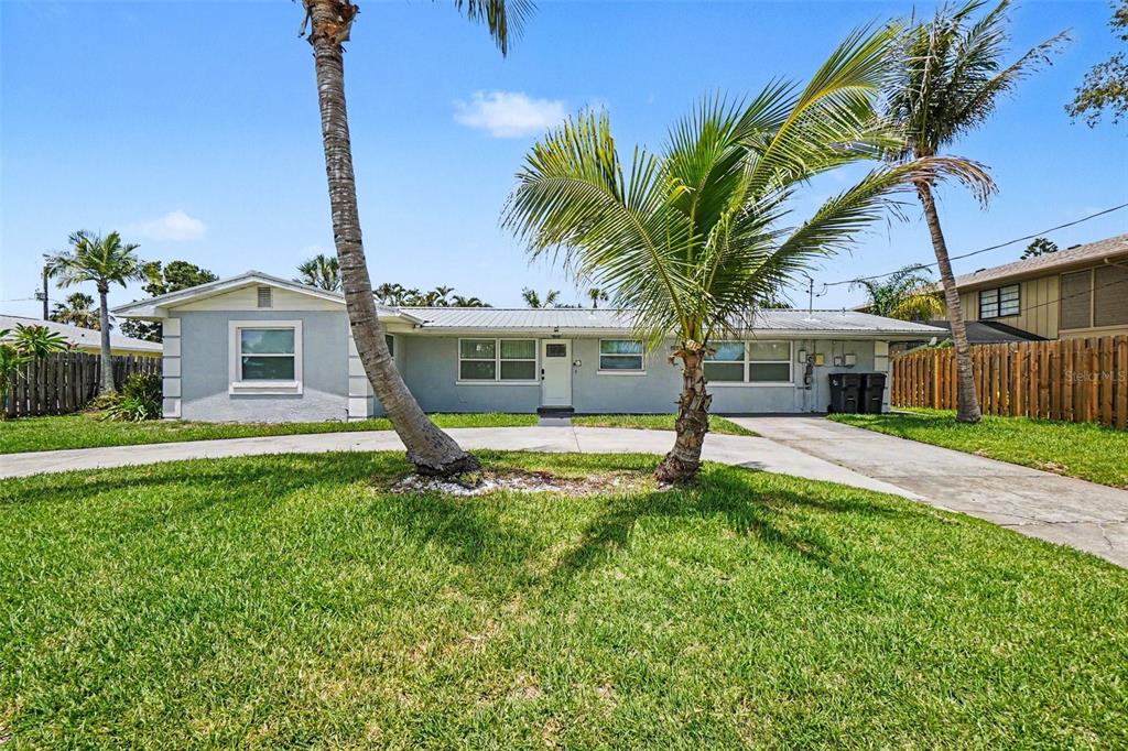 Property for sale at 2009 TARPON ROAD, PALMETTO, FL, 34221