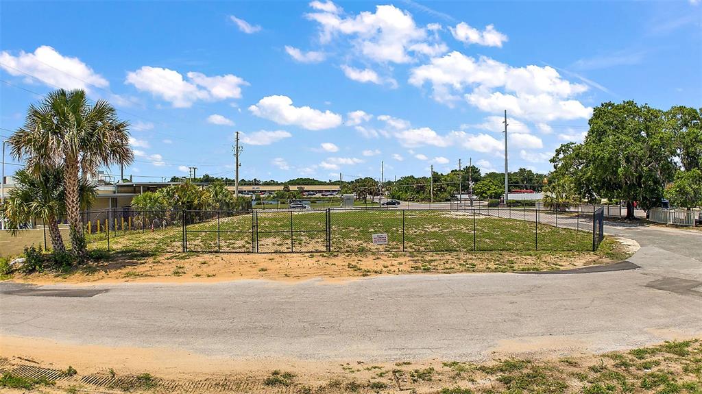 Property for sale at GORDON LANE, MOUNT DORA, FL, 32757