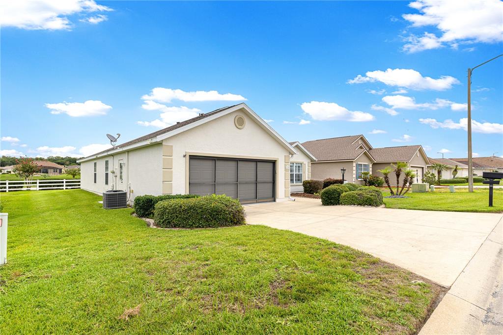 Property for sale at 11137 SE 173RD PLACE, SUMMERFIELD, FL, 34491