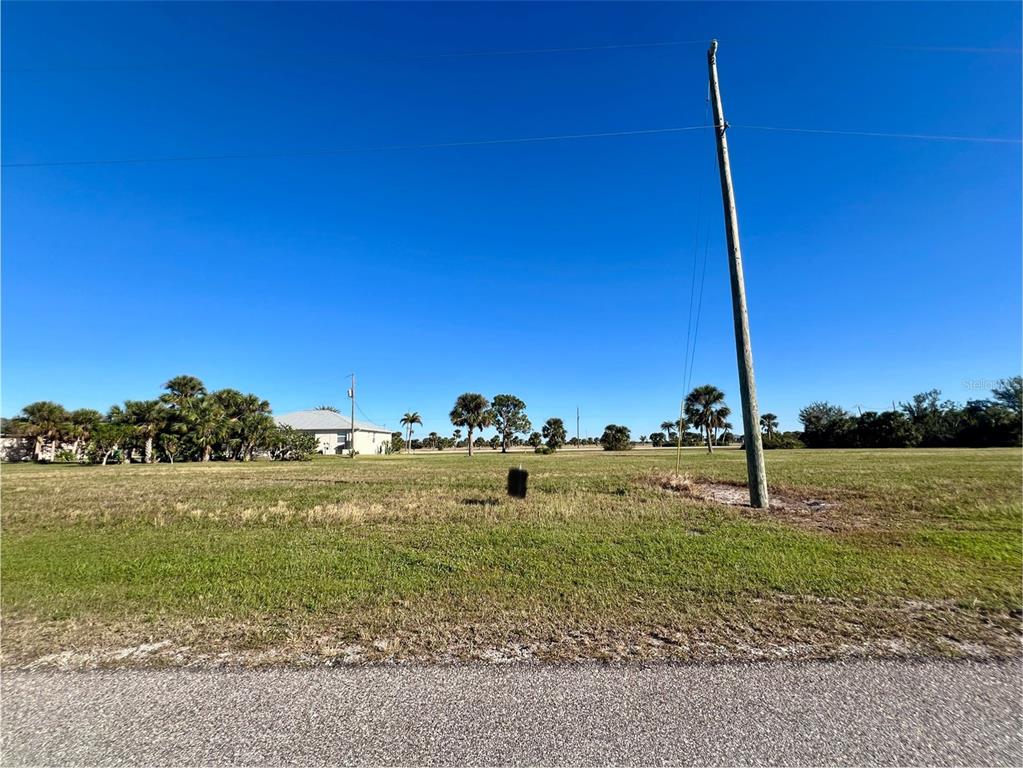 Property for sale at 17 BRIG CIRCLE E, PLACIDA, FL, 33946