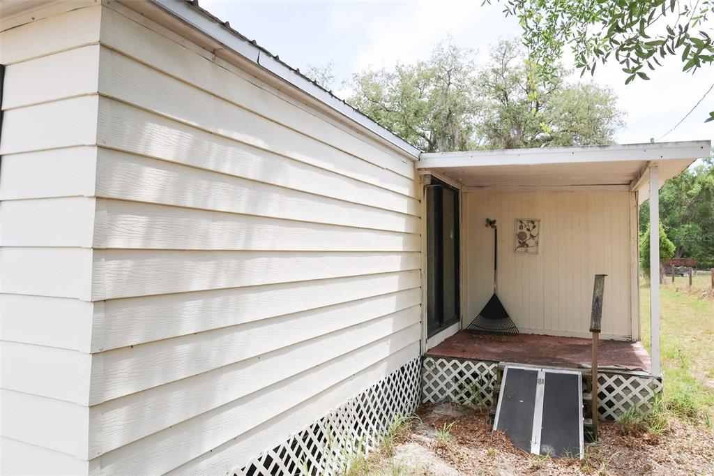 Property for sale at 220 KING ROAD, WINTER HAVEN, FL, 33880